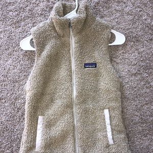 Patagonia vest😍